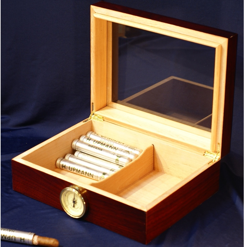 Trä 50 Count Glass Top Cigar Humidor